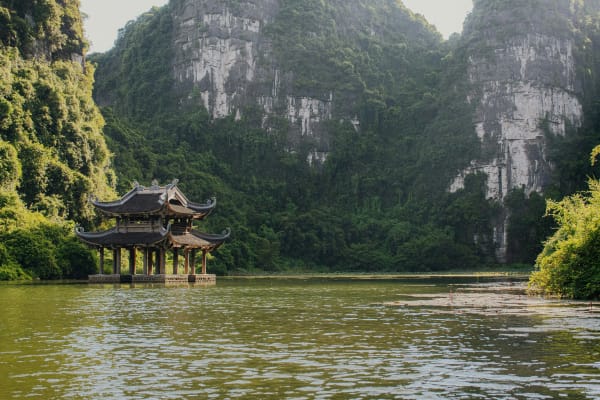 Ninh Binh eSIM illustration