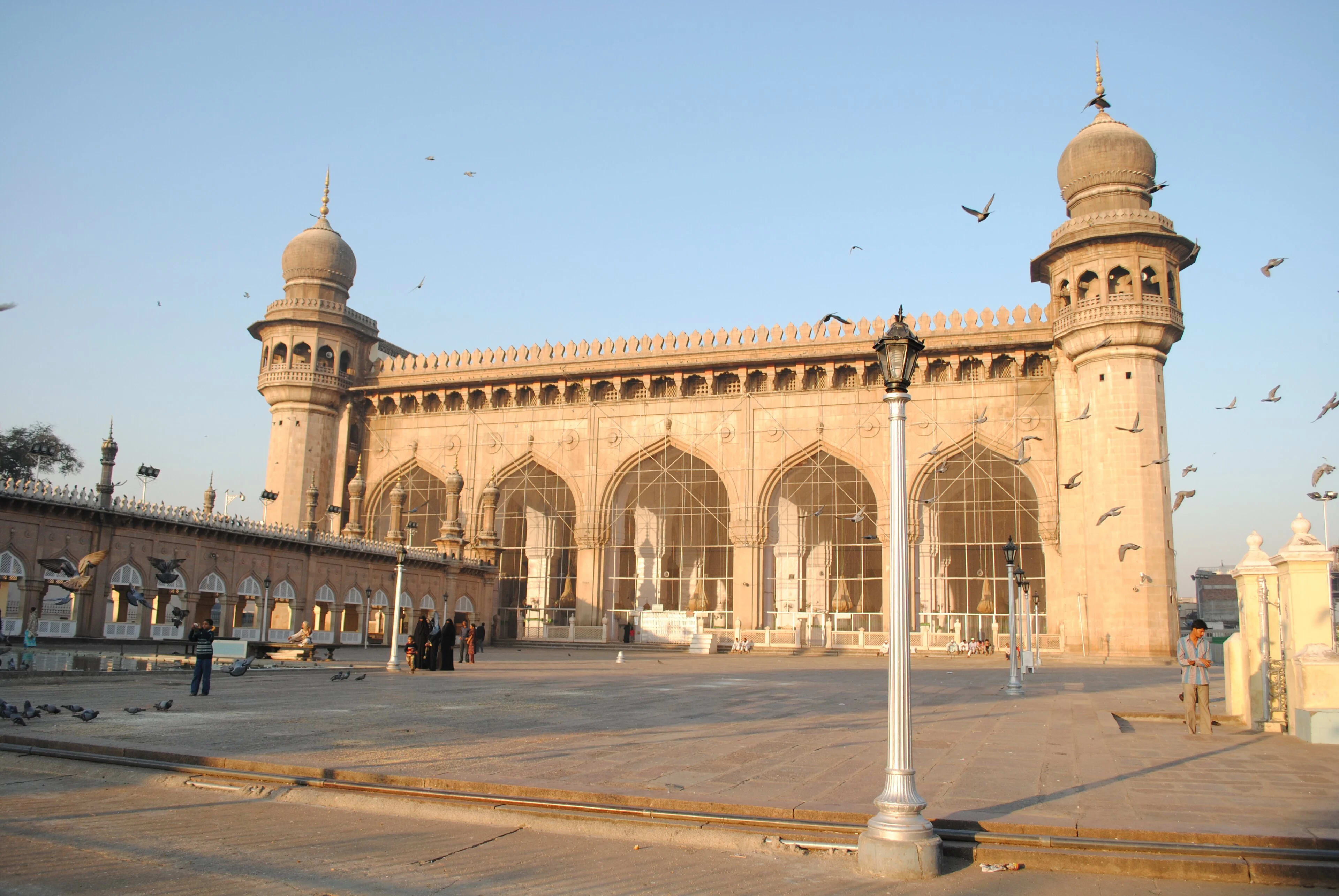 Mecca Masjid image 1