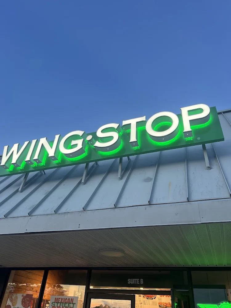 Wingstop food and storefront view at 790 Memorial Blvd in Picayune, Mississippi