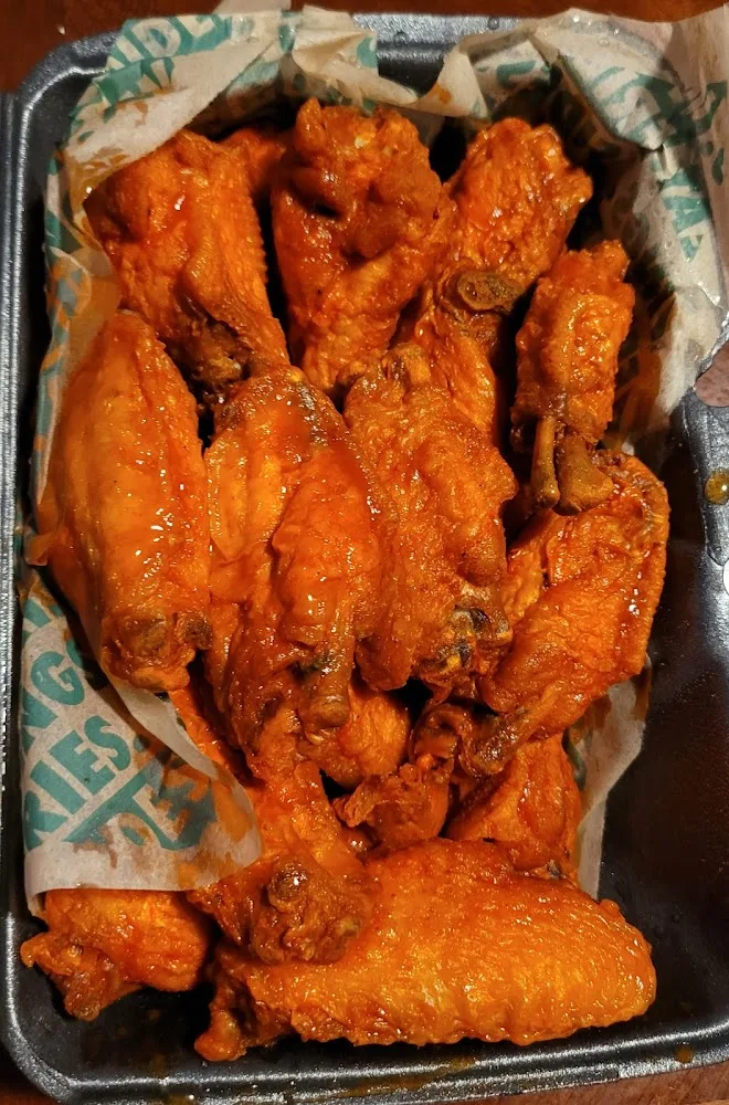 Wingstop food and storefront view at 100 Quin Lane in Clarksville, Tennessee