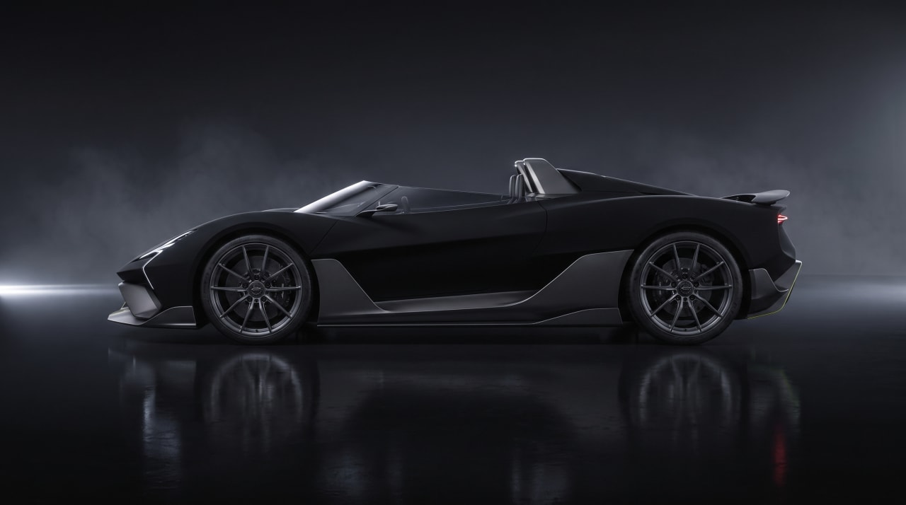 VANTA Phantom — side profile.
