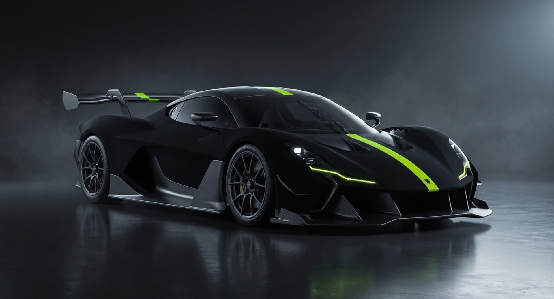 VANTA Apex track special in a dark studio.