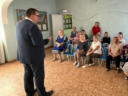 Андрей Голубев встретился с коллективом детского сада №11