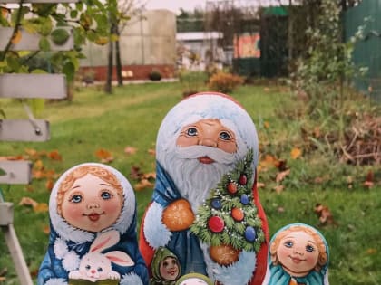 Студия «Гуслица» подготовила серию новогодних матрешек