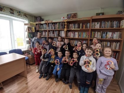 Тучковские ребята сделали сладкие открытки для мам