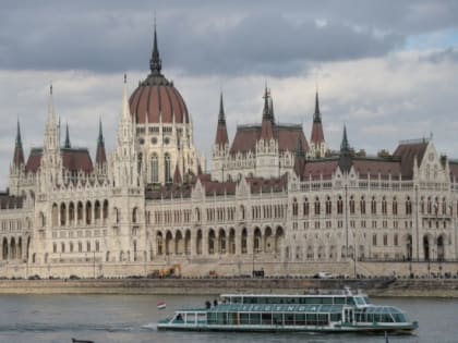 Венгры обвинили Украину в установке памятников пособникам нацистам