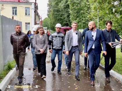 Продолжаем контролировать сроки исполнения капитального и текущего ремонта отделений городской больницы