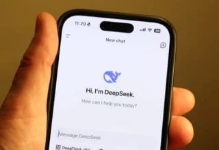 Alt-Ciberataque a gran escala a DeepSeek  después de que se convierta en la app de IA más descargada [ENG]