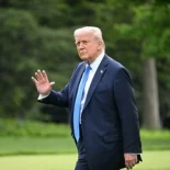 Alt-Trump, preguntado si tiene que 'defender la Constitución', dice: 'No lo sé' (ING)