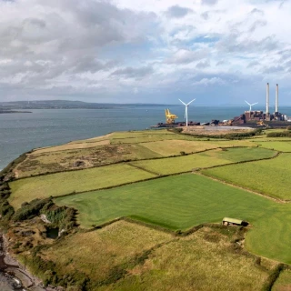 Alt-Condensador síncrono de Moneypoint: el gran estabilizador de red de Irlanda [en]