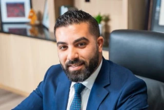 Alt-Detenido y registrado en la frontera estadounidense el abogado de un manifestante propalestino: Iban a llevarse mi dispositivo movil" (Eng)