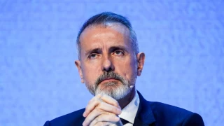 Alt-Peinado hurga en el software para la cátedra de Begoña Gómez huérfano de indicios