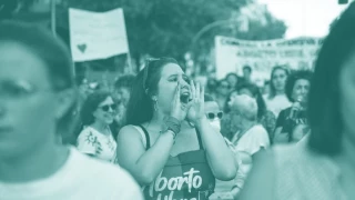 Alt-"¿Cómo puede estar pasándonos esto?": cuando tienes que irte de España para abortar