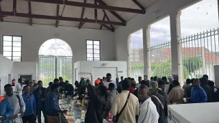 Alt-Despedida agridulce en Mondariz-Balneario a 230 jóvenes refugiados: «Todo o pobo favoreceu esta acollida e convivencia»