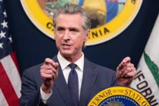 Alt-Newsom denuncia que Trump ha mandado a la Guardia Nacional a Los Ángeles "sin comida, combustible ni sitio donde dormir"