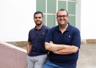 Alt-El vigor de la vegetación corrobora que las acequias milenarias de Sierra Nevada modifican la humedad del suelo