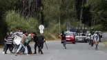 Alt-Ascienden a 10 los detenidos en las protestas propalestinas en La Vuelta a su paso por la provincia de Lugo