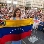 Alt-Óscar Puente (y media España) alucina con este tuit sobre Venezuela que Ayuso publicó en 2015: 'Quien se mete con Chávez se mete con Venezuela'