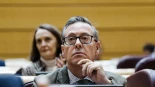 Alt-Alfonso Serrano dice que México tiene un "gobierno fascista" y un profesor mexicano le deja las cosas claras