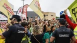 Alt-¿Es más dura la Policía según quien proteste? Los expertos exigen una revisión de los protocolos y más transparencia