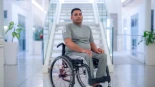 Alt-"Yo mismo compré el casco que me salvó la vida": La historia de Toheed Sajjad, el obrero obligado a trabajar sin contrato que quedó en silla de ruedas