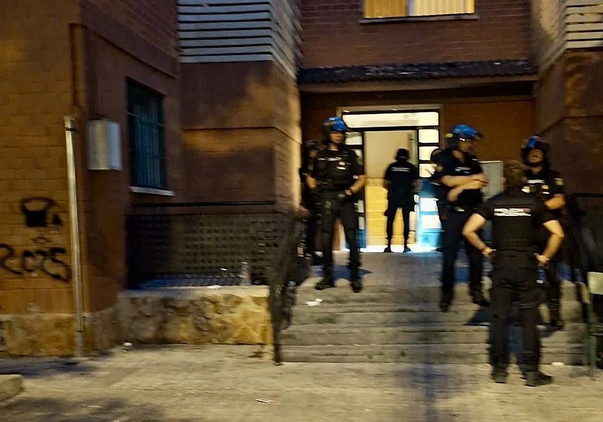 Alt-Tiroteo en Paterna: el rapto de una menor de un clan rival acaba a tiros en la Coma