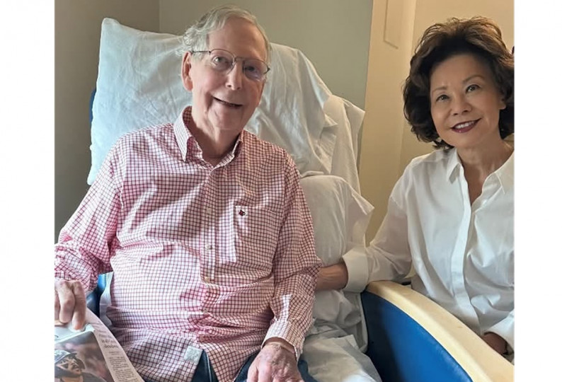 Alt-Mitch McConnell, en baja médica tras oponerse a las bajas pagadas en EE.UU.