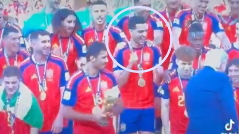 Alt-Troleo histórico de Mikel Merino a Donald Trump tras ganar el Mundial