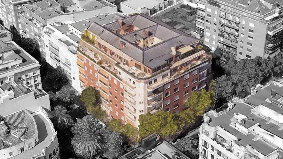 Imágenes del ático de Ayuso en Chamberí: cinco habitaciones y terraza