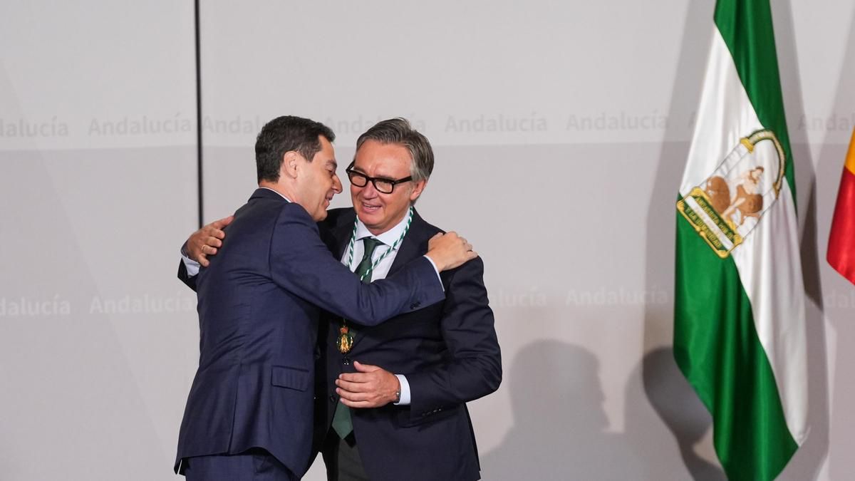 Moreno cede a Vox la valoración de víctimas de violencia de género en Andalucía