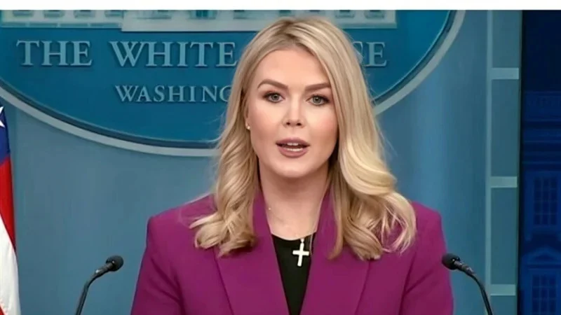 Renuncia de Karoline Leavitt: Trump usó a su personal como señuelo