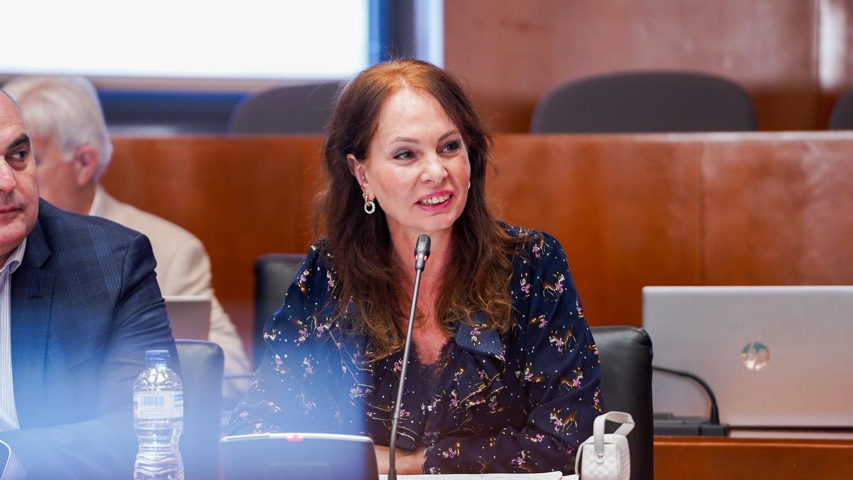 Alt-Carmen Herrarte vincula el incendio de Las Peñas de Riglos con la regularización de migrantes
