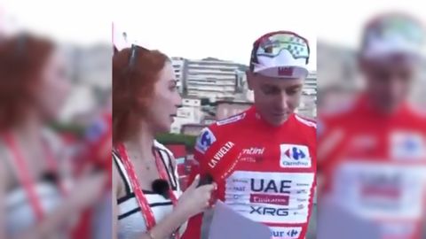 La Vuelta aparta a Erola Jons tras el «Pogachitar» a Pogacar