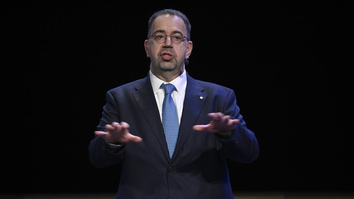 Críticas a Acemoglu por defender a la clase trabajadora