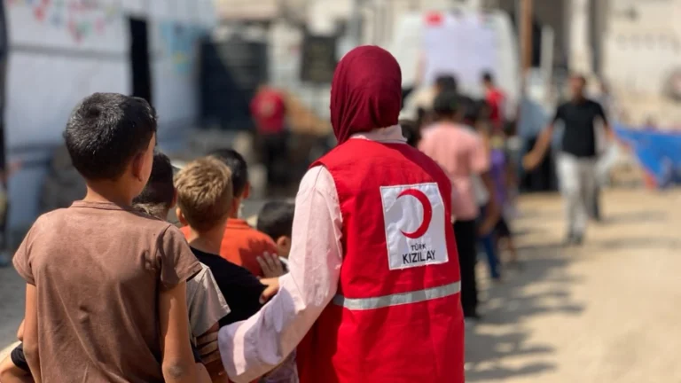 Media Luna Roja turca denuncia el hambre como castigo en Gaza