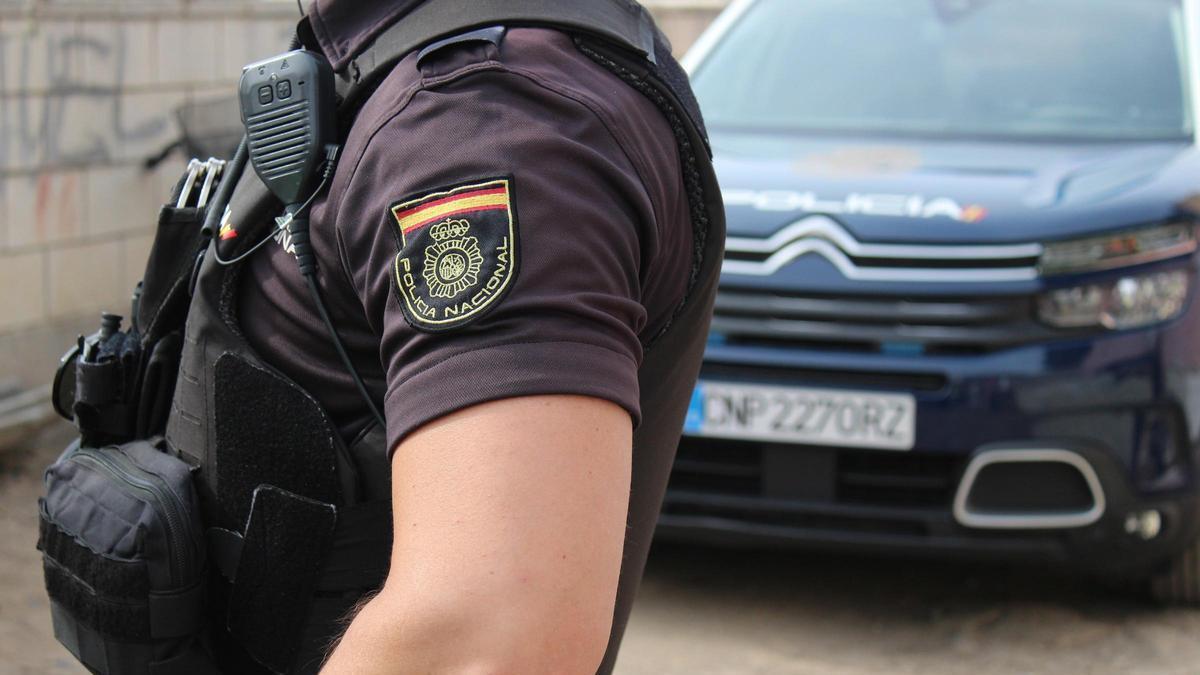 Detenida por falsear un acta vecinal para vender un piso sin ascensor