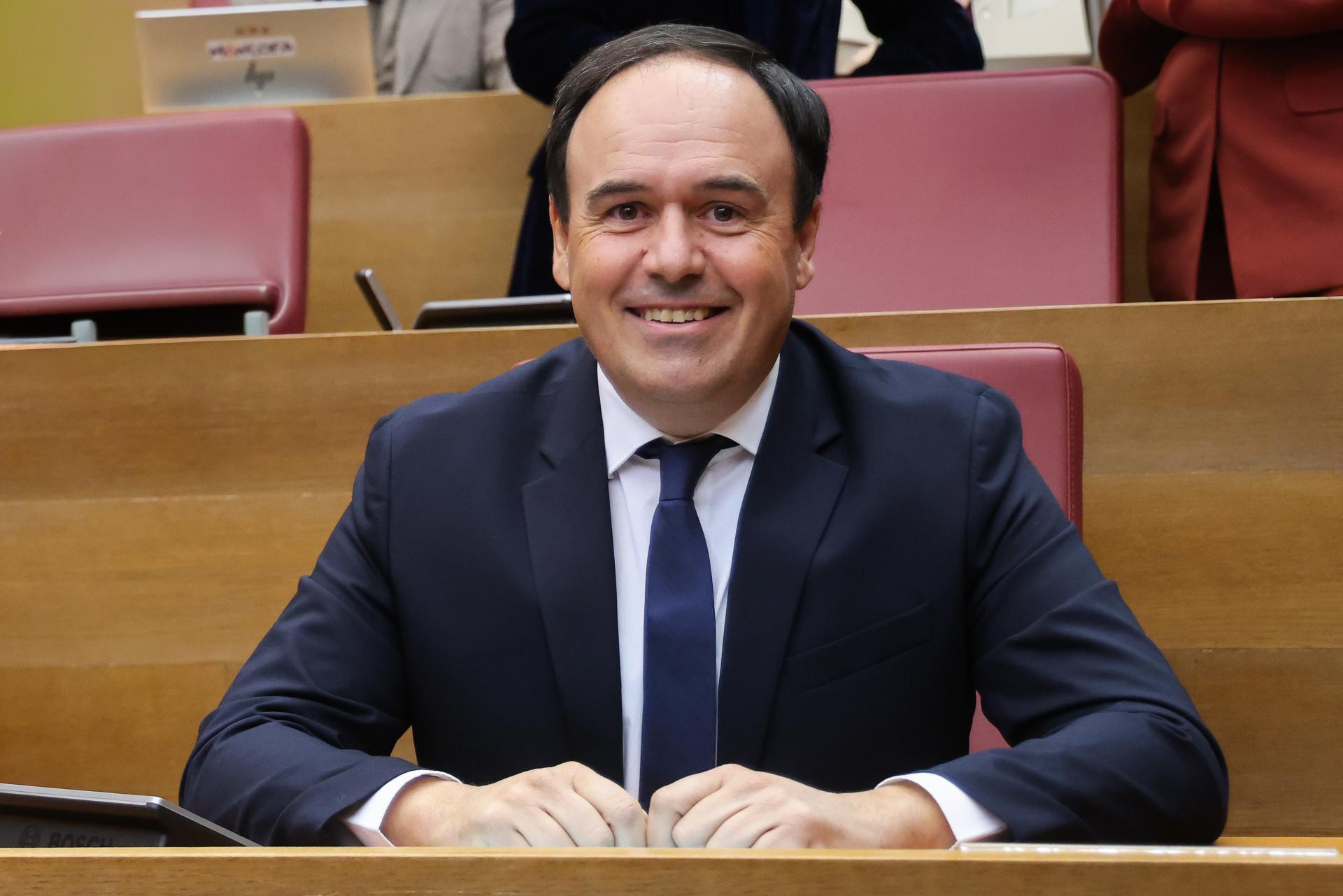 Neutralidad ideológica en aulas valencianas: críticas por autocensura docente