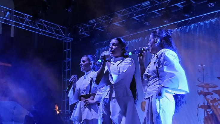Tanxugueiras logran celebrar su concierto en Palencia pese al boicot radical