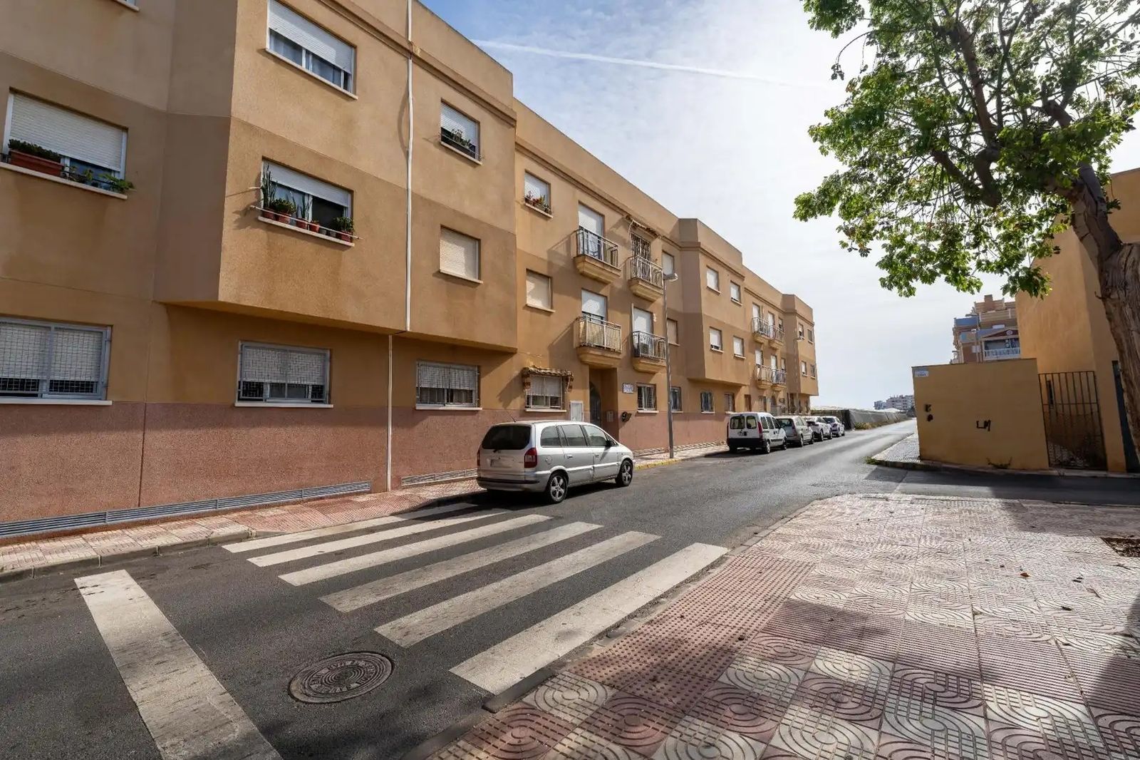 Investigan a un casero por cortar luz y agua a una anciana de 88 años en agosto