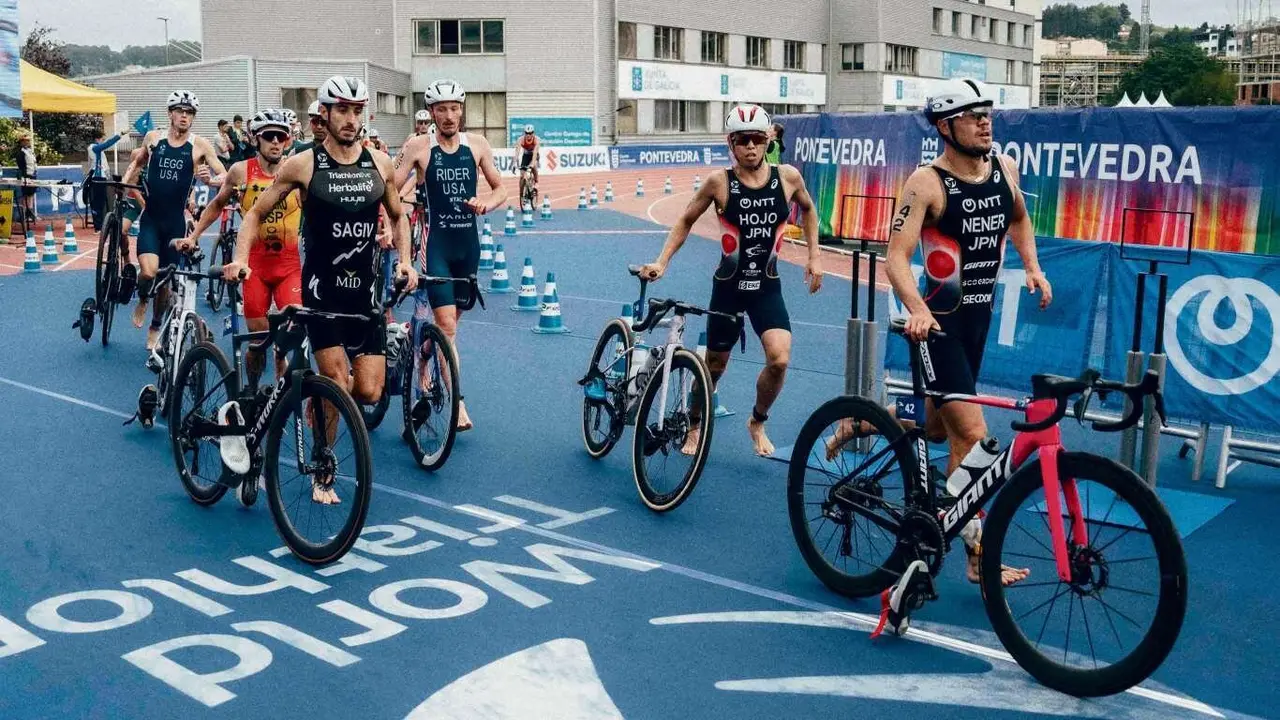 Triatlón en Pontevedra: atletas israelíes compiten sin símbolos por Gaza