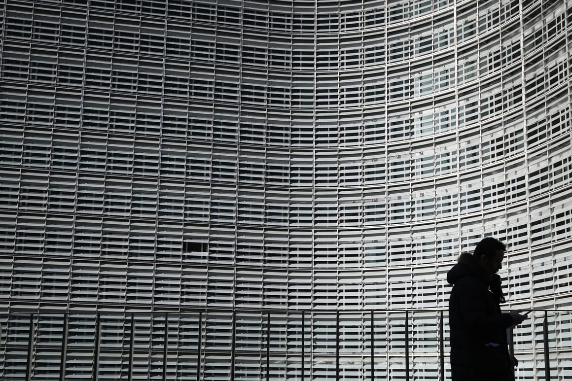 La alternativa europea a Teams recibe críticas demoledoras