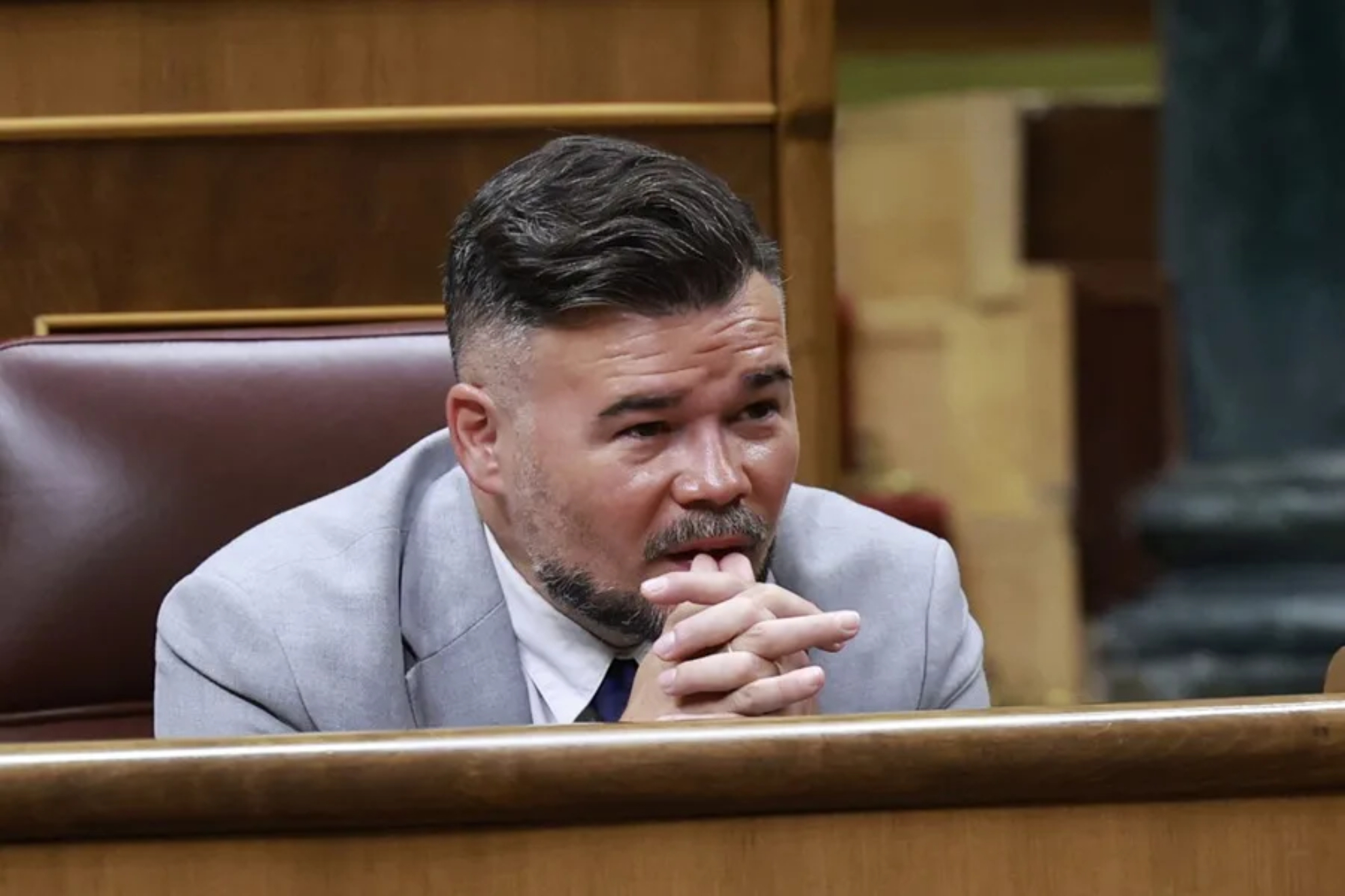 Rufián estalla en el Congreso: "Salgan a descojonarse sin escolta ni Audi"