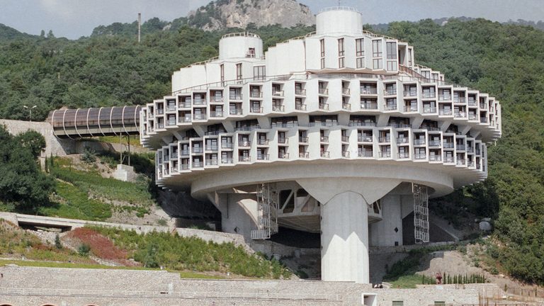 Brutalismo soviético: 7 edificios que parecen del futuro