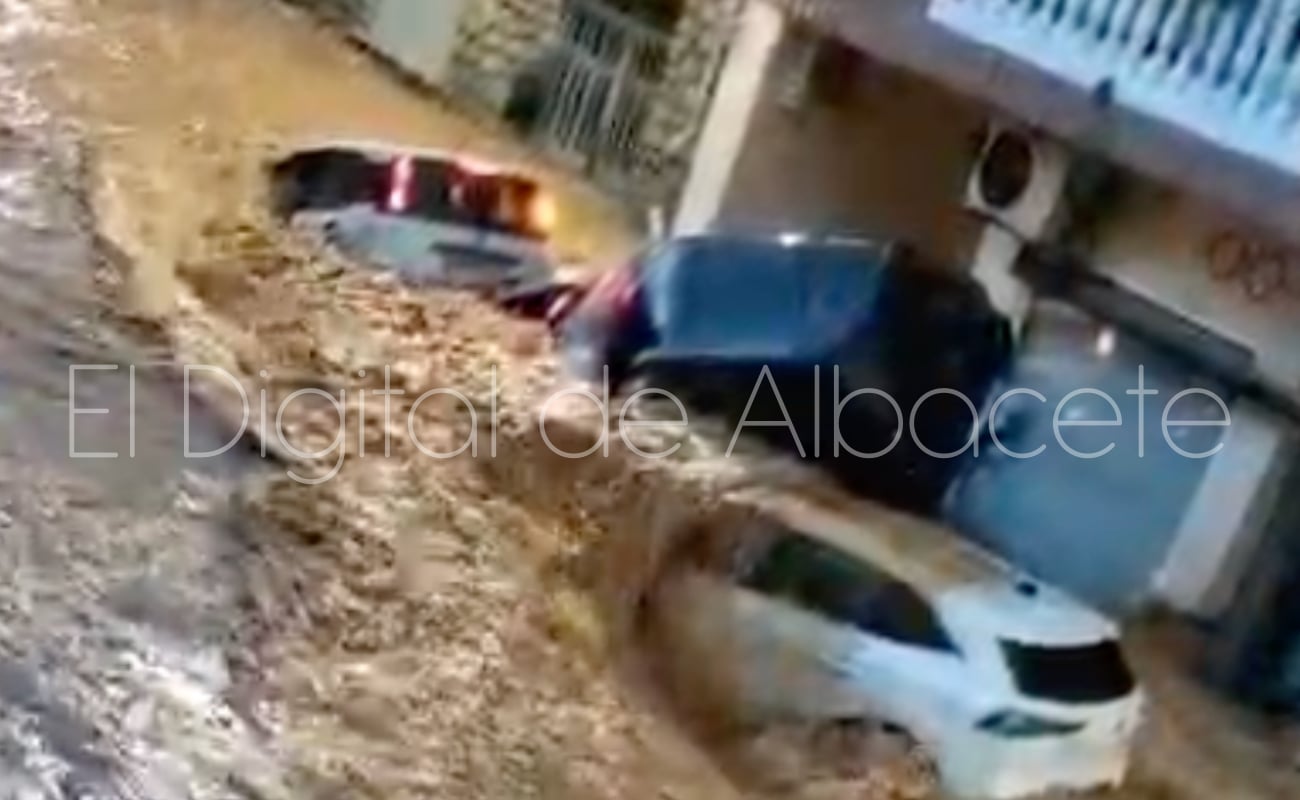 Riada en Madrigueras: tromba de agua y alerta ES-Alert por tormentas