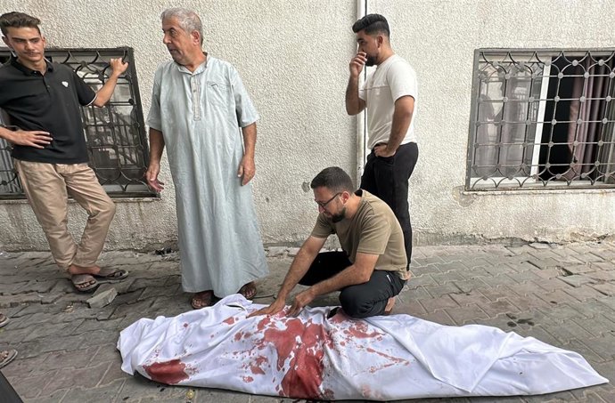 Gaza: ocho muertos en ataques israelíes pese al alto el fuego