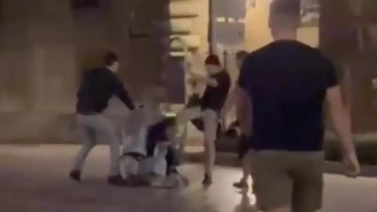 Expulsado el séptimo agresor de la paliza fascista de Oviedo