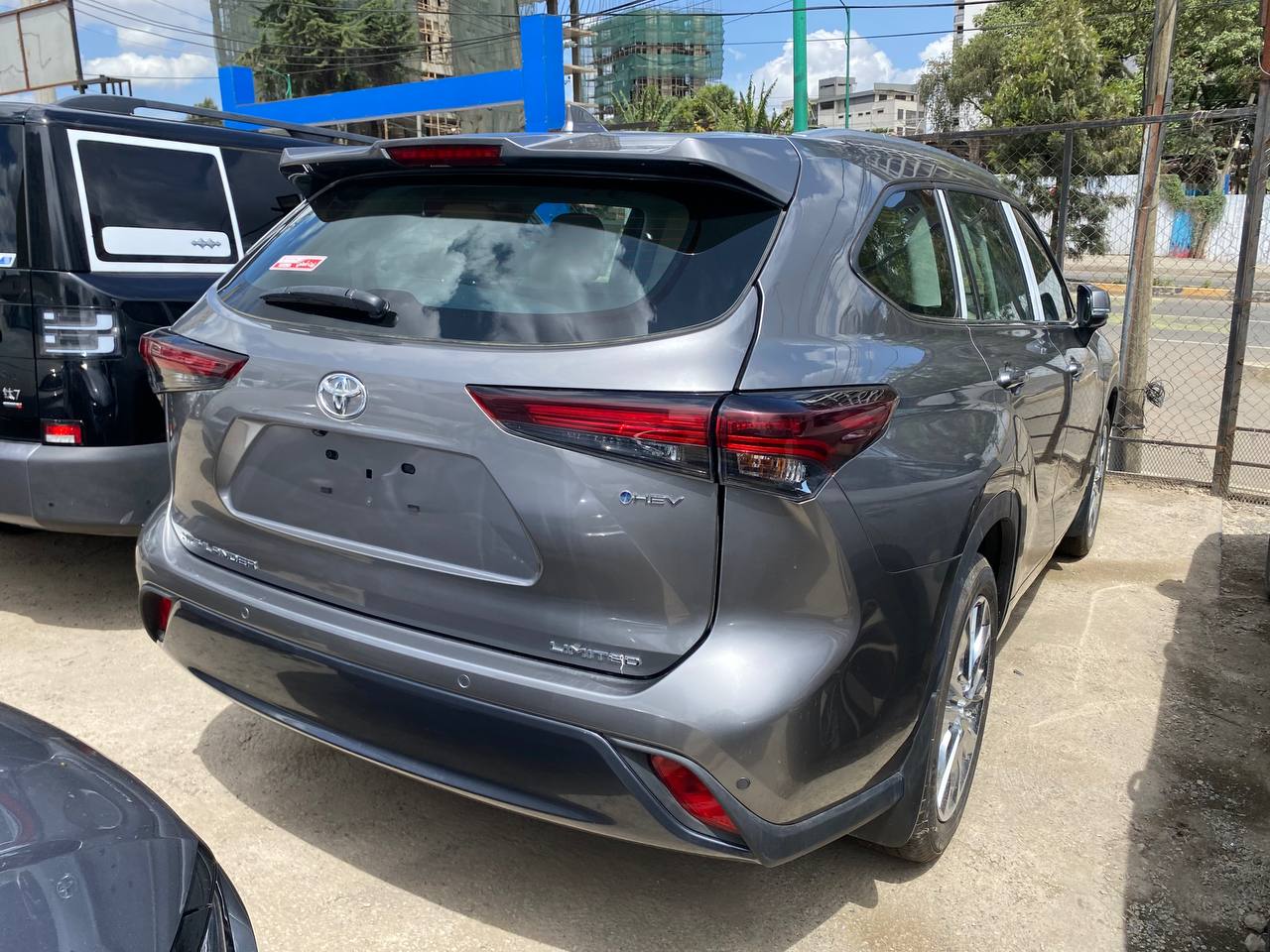 2025 Toyota Highlander for sale in Addis Ababa, 18,500,000 Birr, photo 1