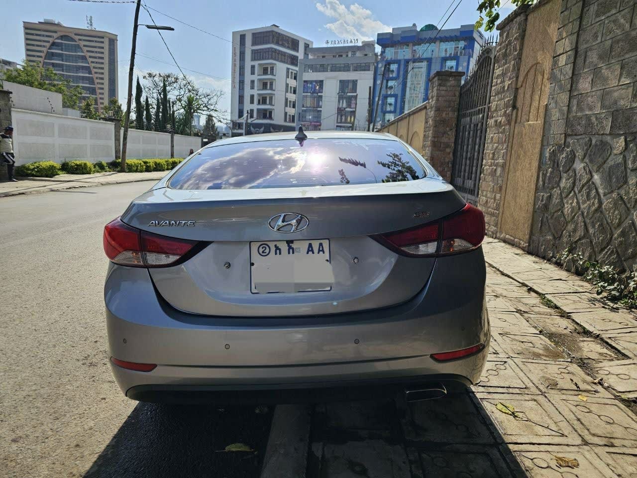 2015 Hyundai Avante for sale in Addis Ababa, 4,000,000 Birr, photo 2