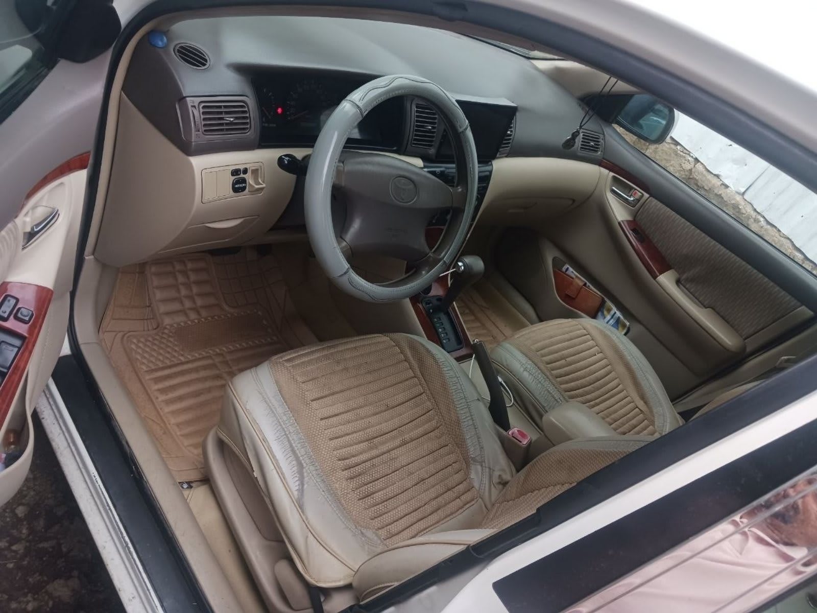 2005 Toyota corolla for sale in Addis Ababa, 3,300,000 Birr, photo 5