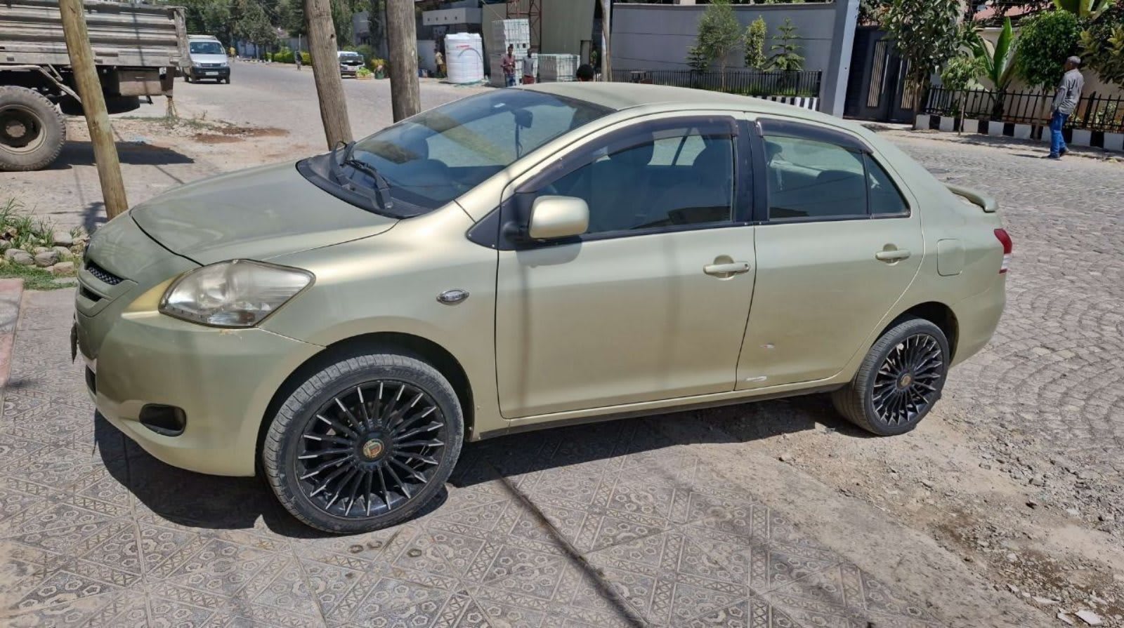 2007 Toyota yaris belta for sale in Addis Ababa, 2,400,000 Birr, photo 2